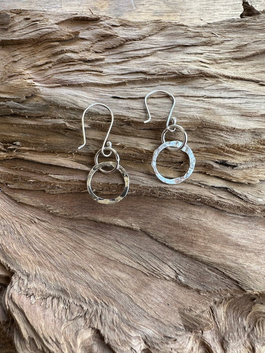 ALICE - DAINTY SMALL CIRCLE EARRINGS