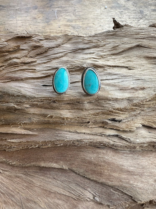STERLING SILVER + KINGMAN TURQUOISE STUDS